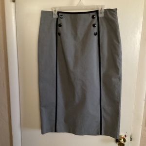 Straight skirt, Worthington brand, grey with black trim, size 14/16.